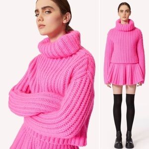 RED Valentino | The Black Tag Wool Blend Turtleneck in Fuchsia Pink - Small